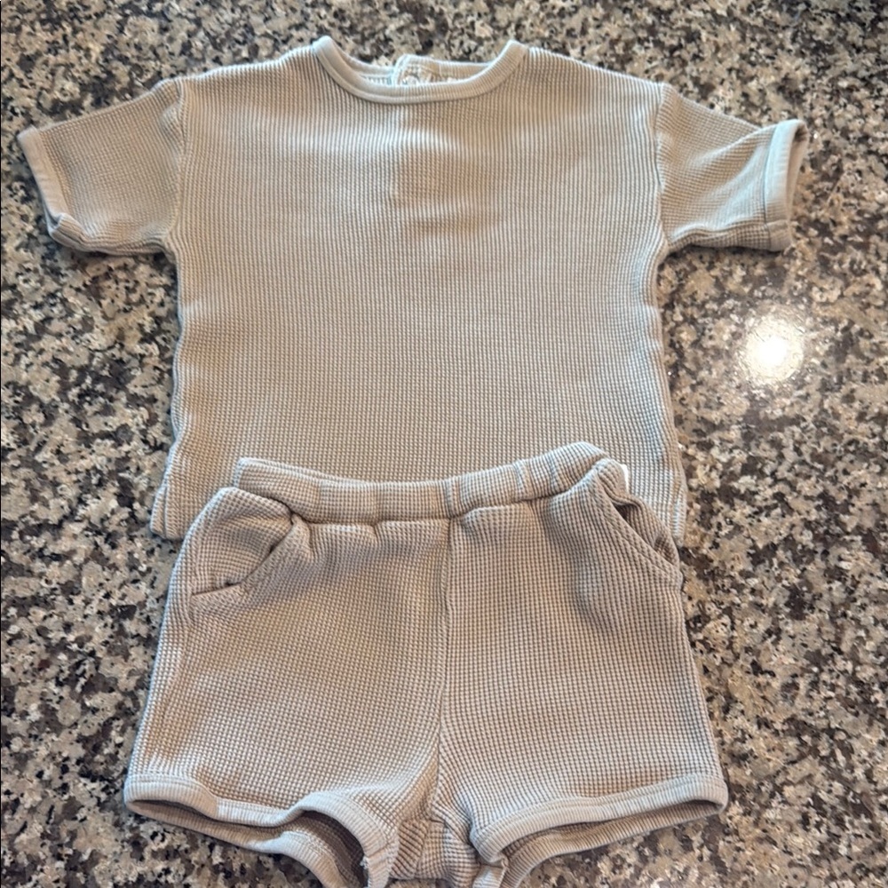 H&M Kids Beige Toddler Ribbed Set (12M)